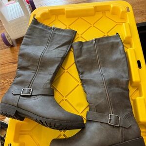 Gray Knee-High Boots with Buckle Detail